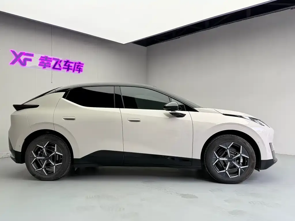 Lynk & Co Z20 2025 из CN, фото 4