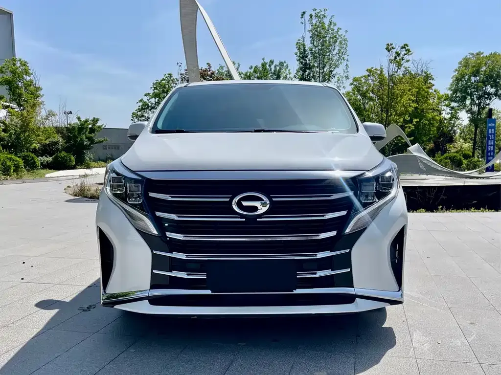 GAC Motor Trumpchi M8 — фото 5