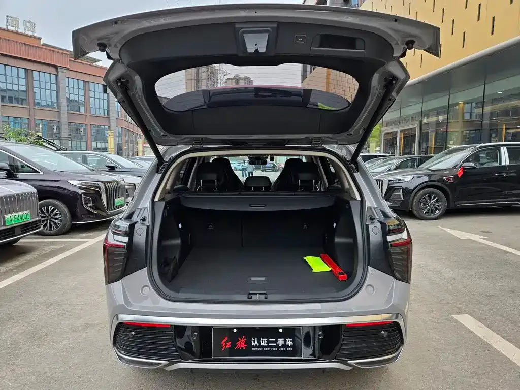 Hongqi HS3 2024 из CN, фото 4
