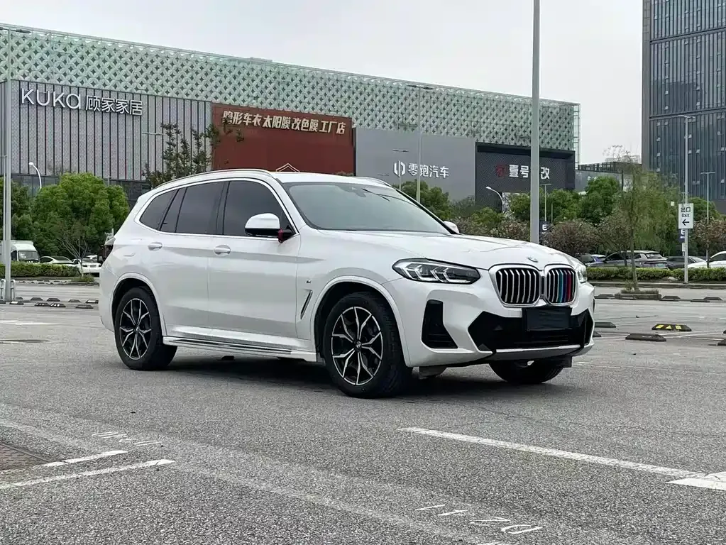 BMW X3 — фото 9