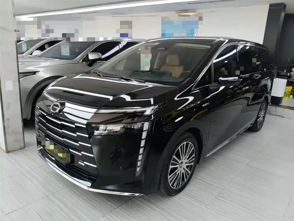 GAC Motor 传祺E8 PHEV — фото 1
