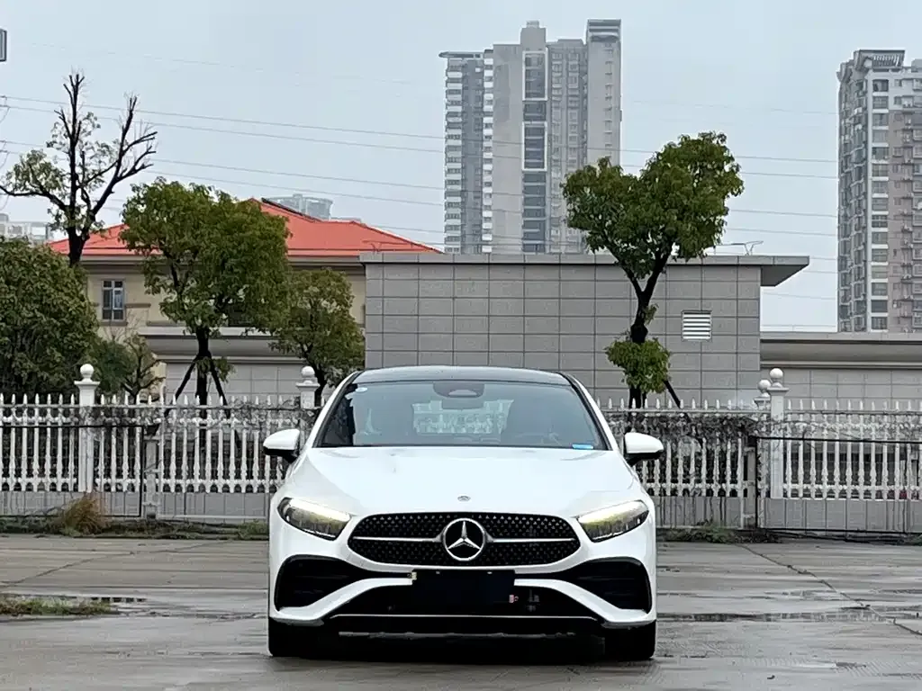 Mercedes-Benz A-Class — фото 9