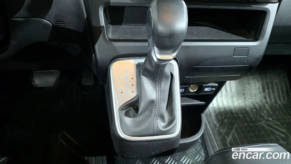 Hyundai Staria — фото 6