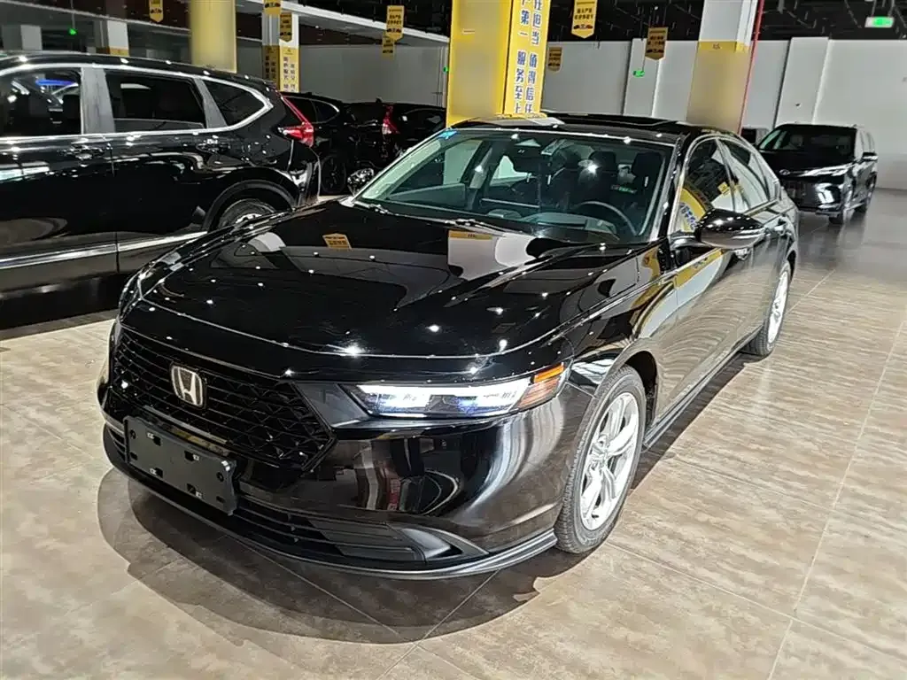 Honda Accord — фото 9