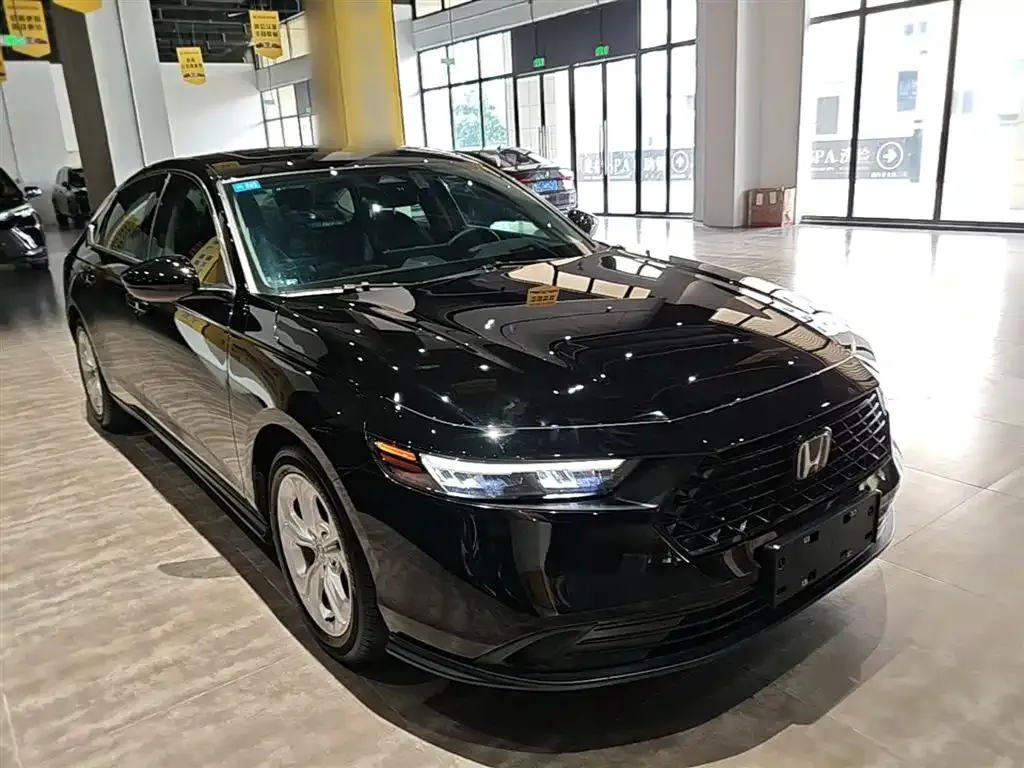 Honda Accord — фото 5