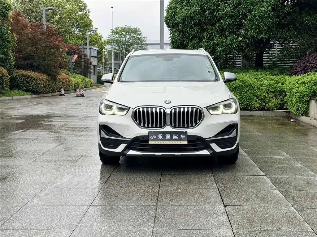 BMW X1 — фото 7