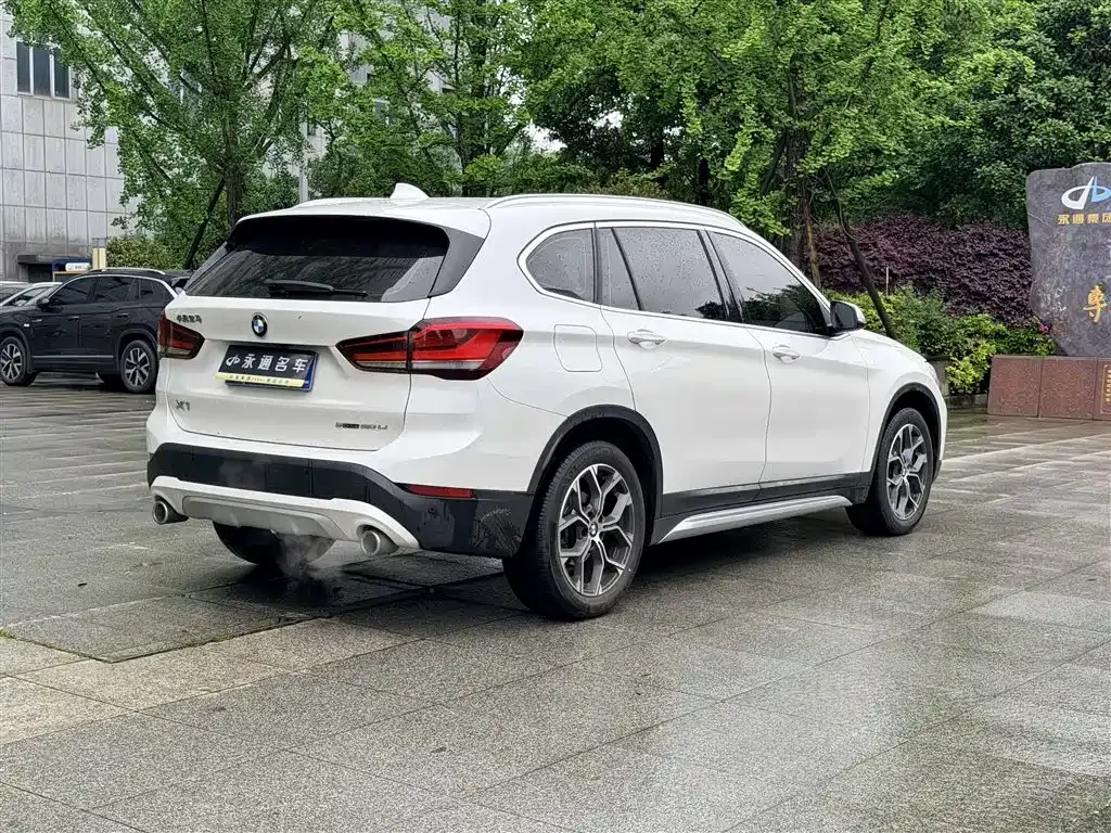 BMW X1 — фото 10