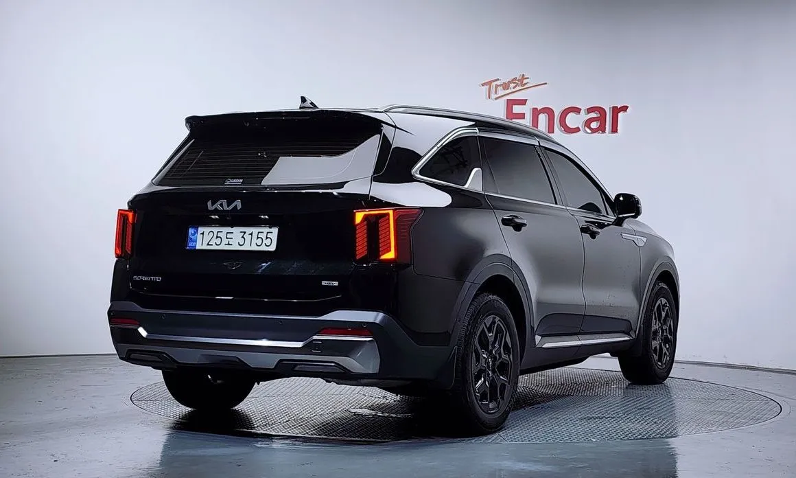 Kia Sorento — фото 6