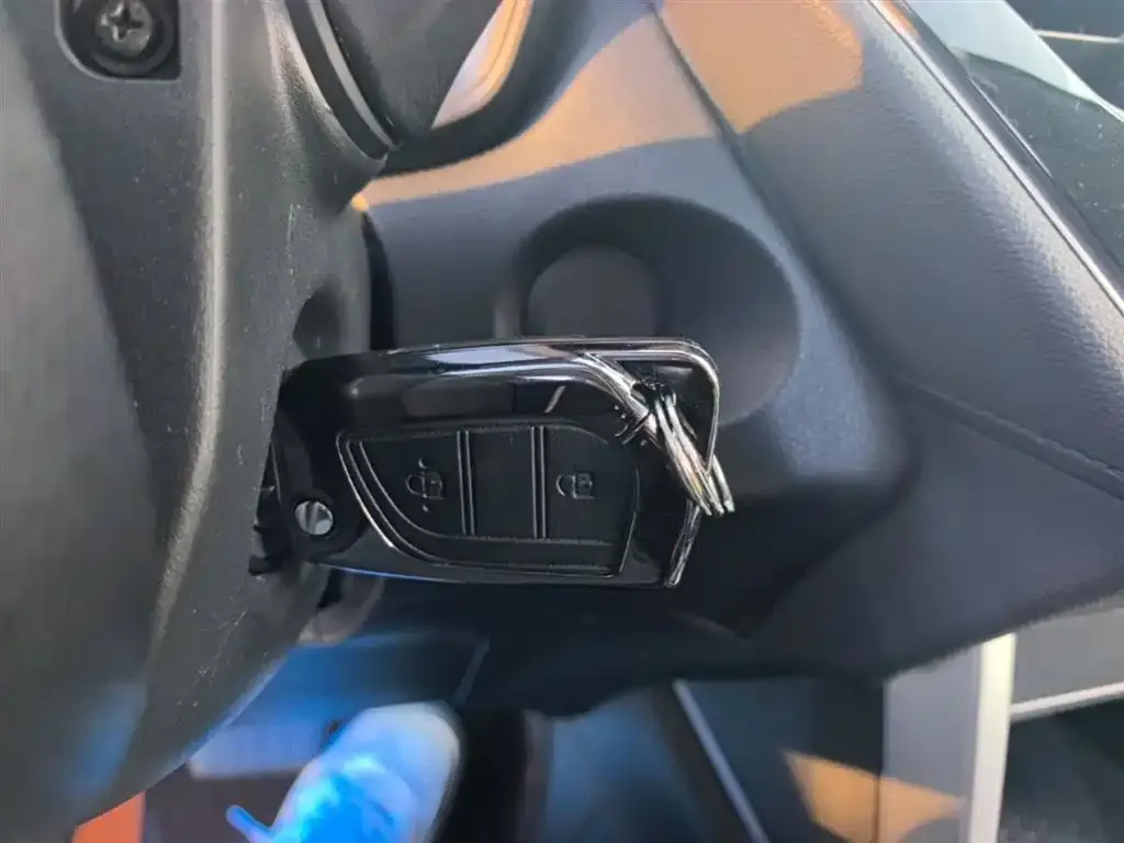Toyota Frontlander 2023 из CN, фото 9