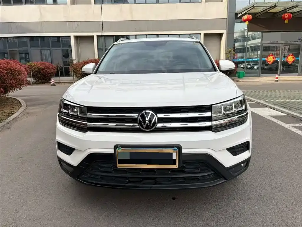 Volkswagen Tharu — фото 2