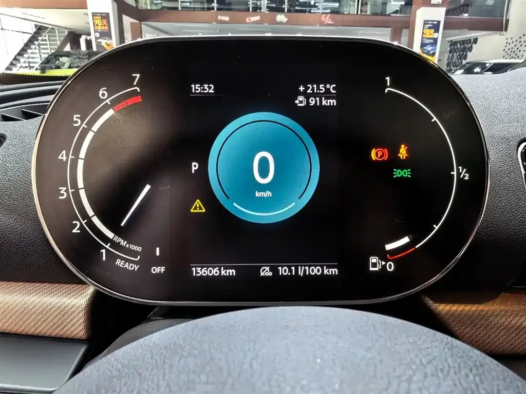 MINI Clubman — фото 10