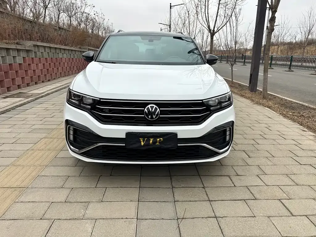 Volkswagen T-Roc — фото 4