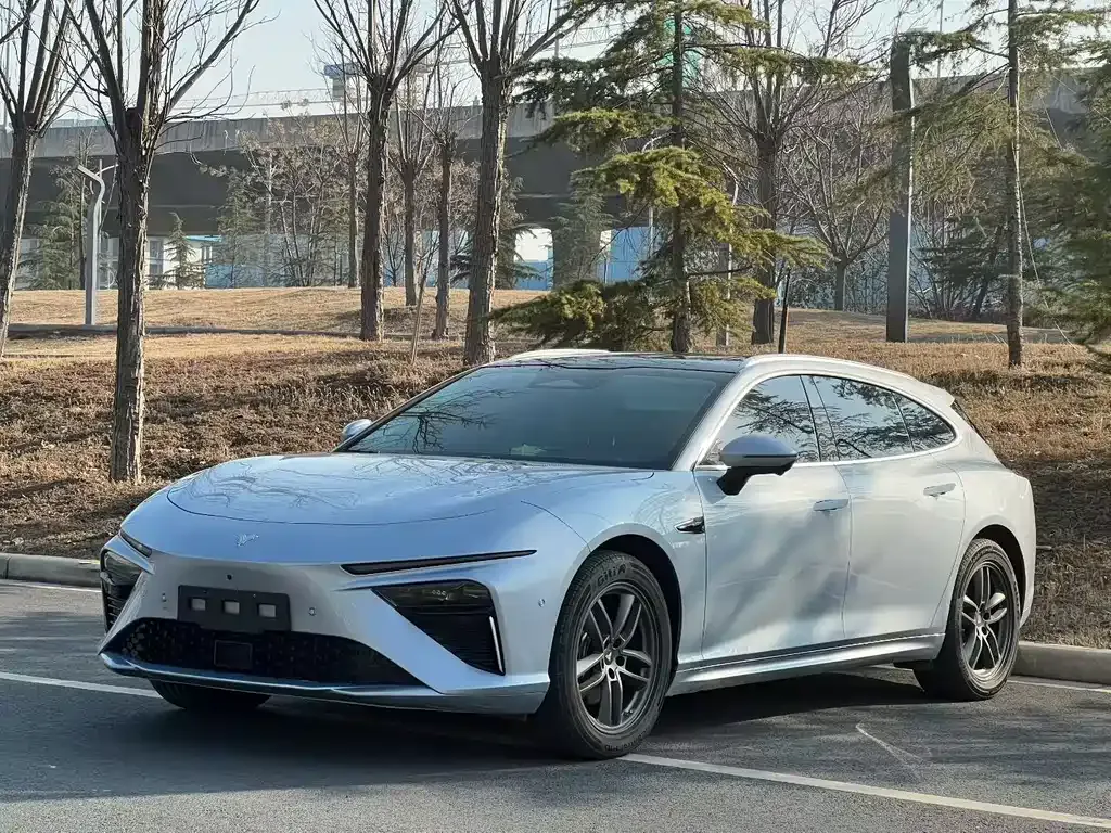 Neta S Shooting Brake