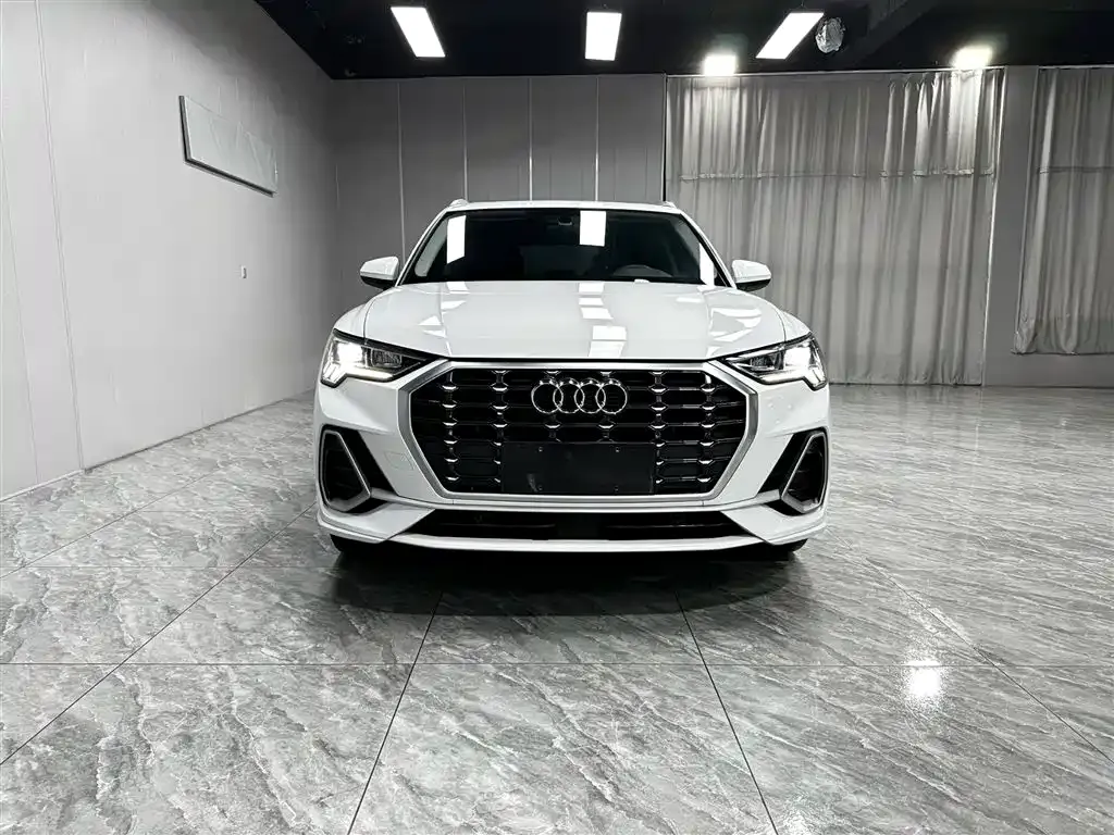 Audi Q3 2022 из CN, фото 4