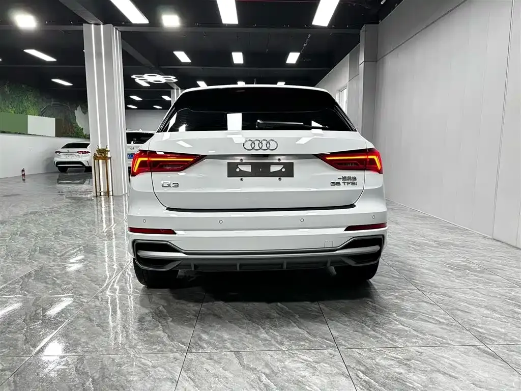 Audi Q3 2022 из CN, фото 2