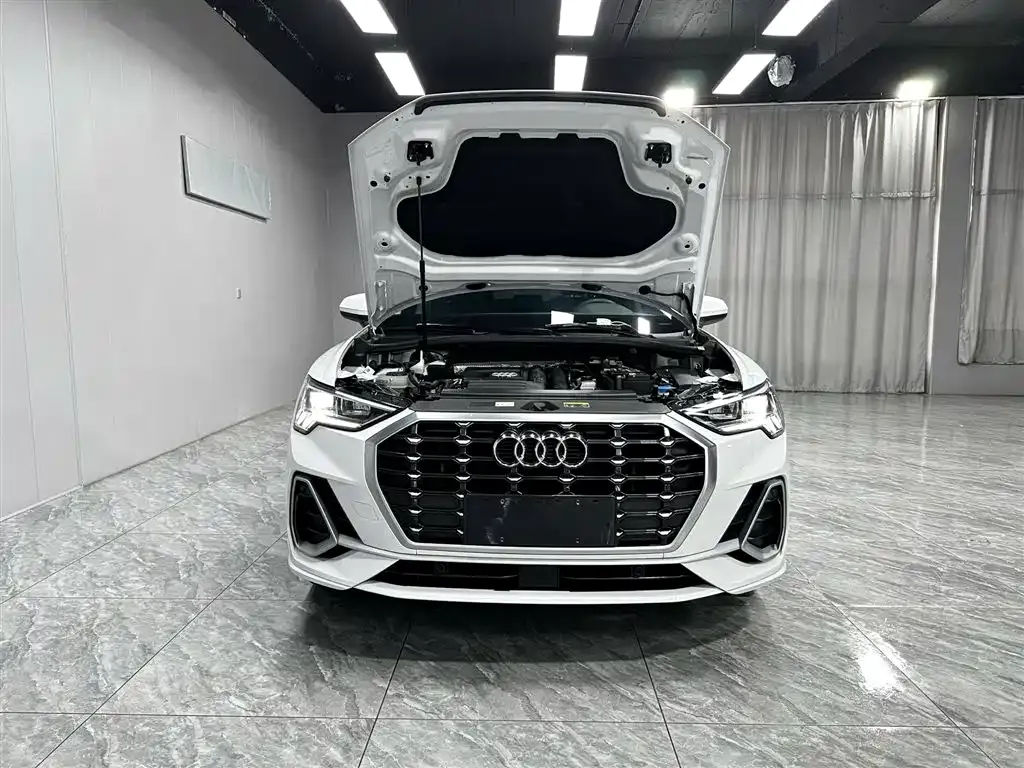 Audi Q3 2022 из CN, фото 6