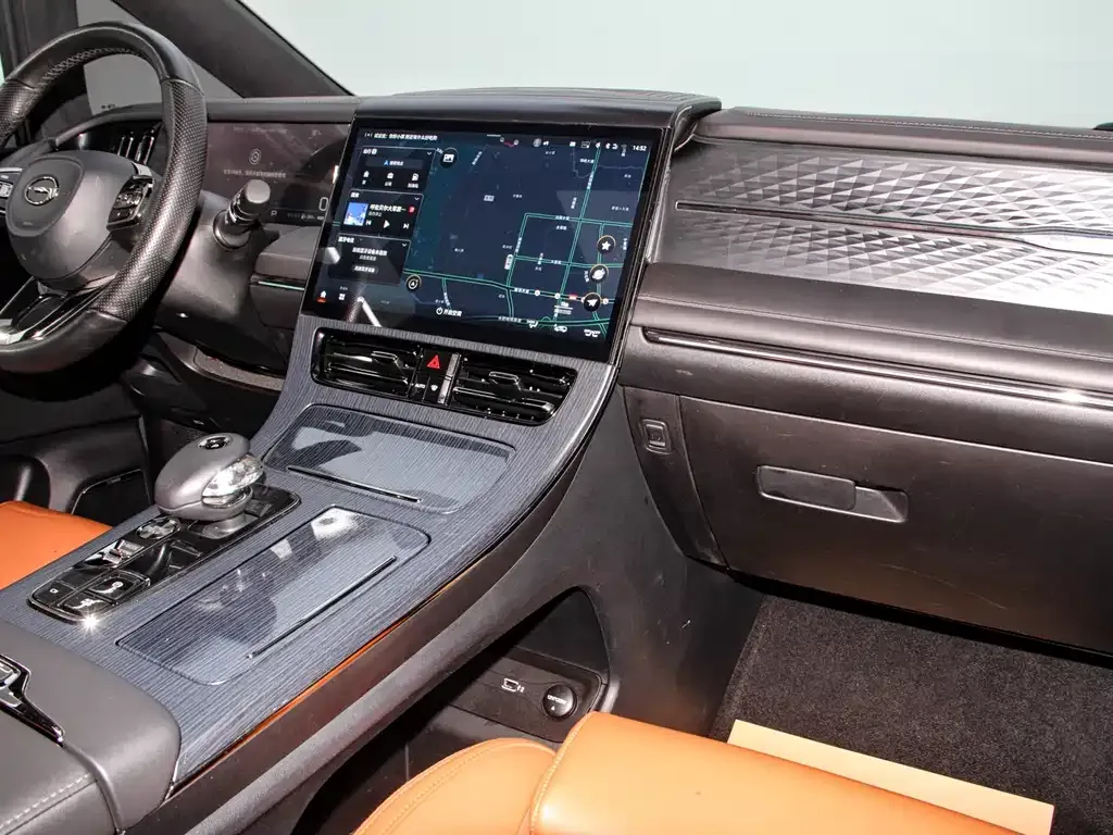 GAC Motor Trumpchi E9 — фото 10