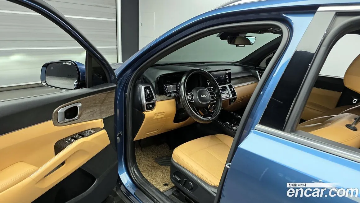 Kia Sorento — фото 6