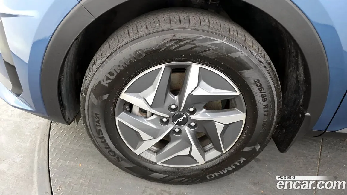Kia Sorento — фото 7