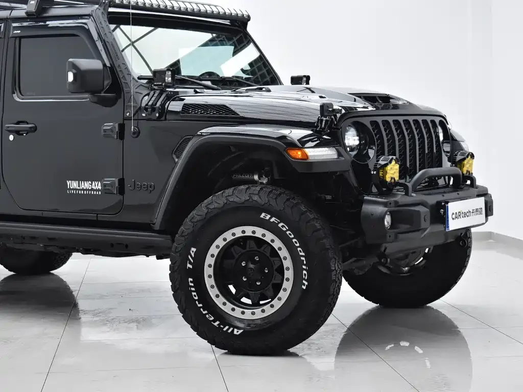 Jeep Gladiator — фото 9