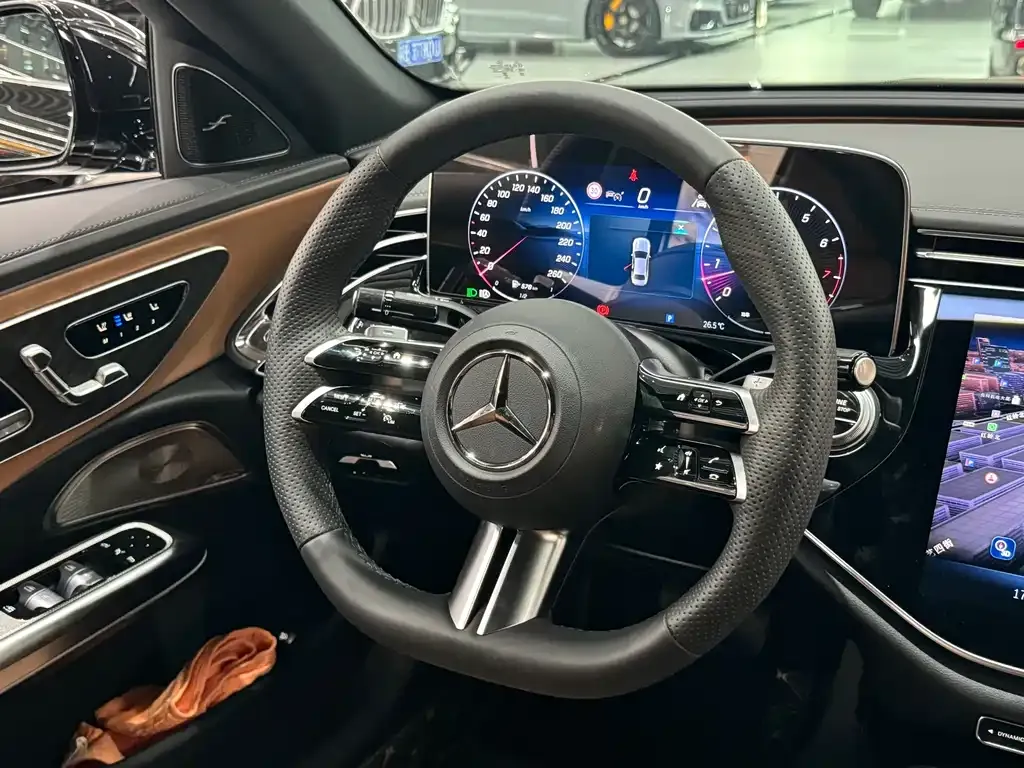 Mercedes-Benz E-Class 2025 из CN, фото 6