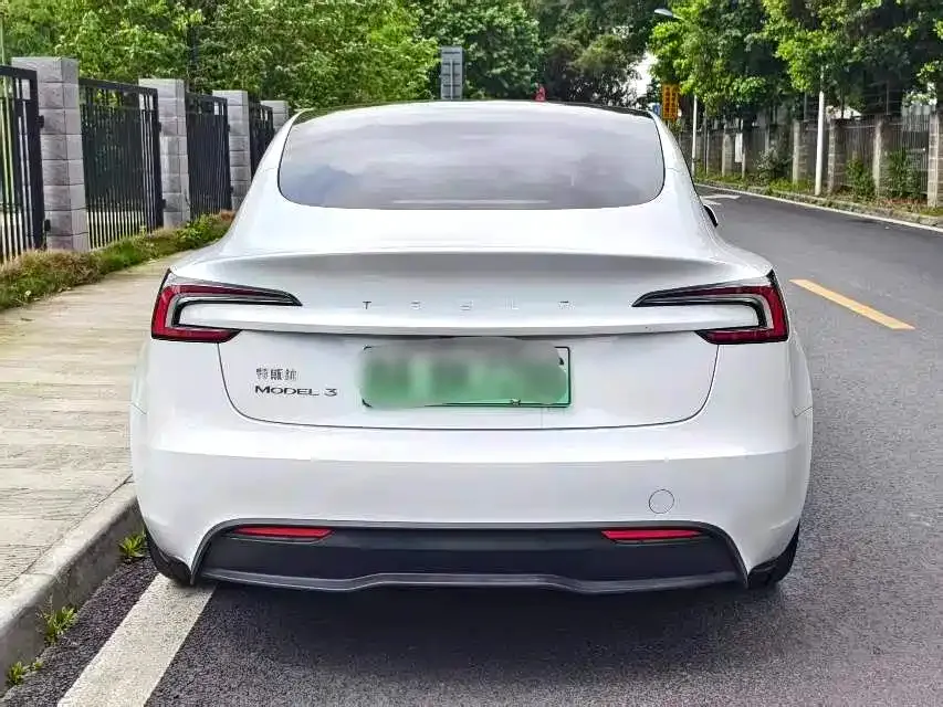 Tesla Model 3 2025 из CN, фото 3