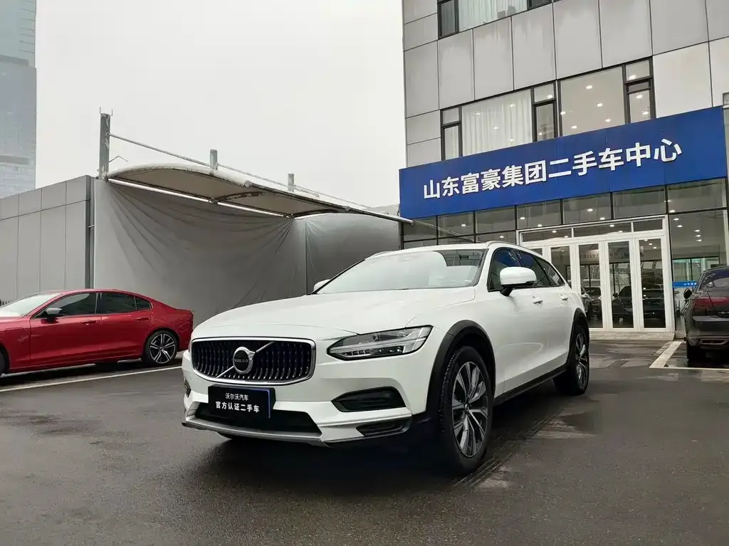 Volvo V90