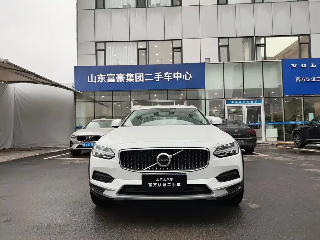 Volvo V90 2022 из CN, фото 5