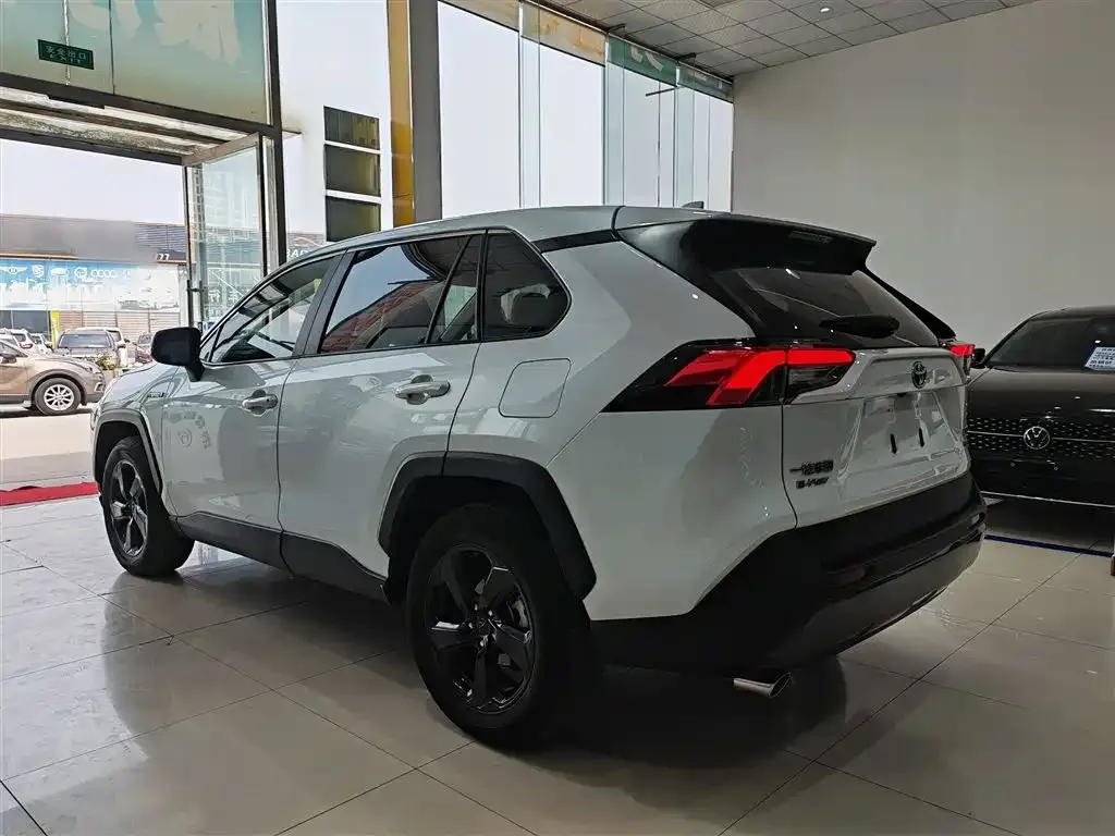 Toyota RAV4 Prime 2022 из CN, фото 6
