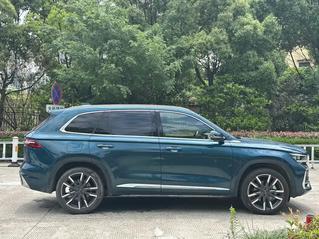 Geely Xingyue L — фото 10