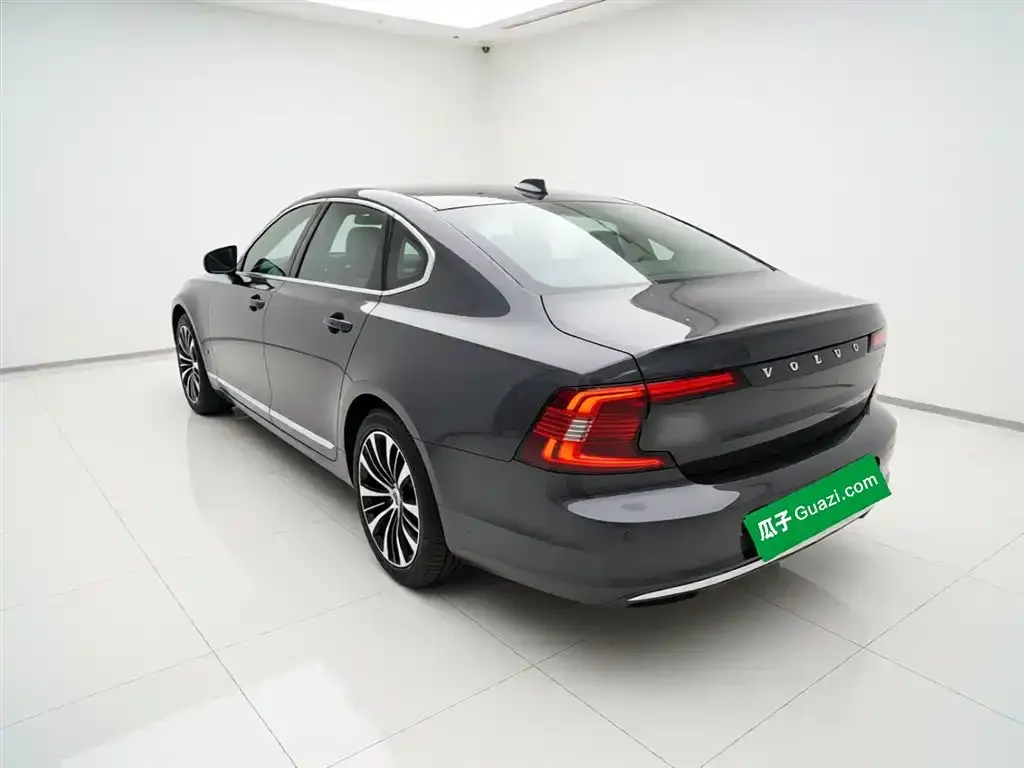 Volvo S90 — фото 6