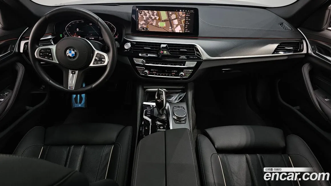 BMW 5-Series 2023 из KR, фото 3