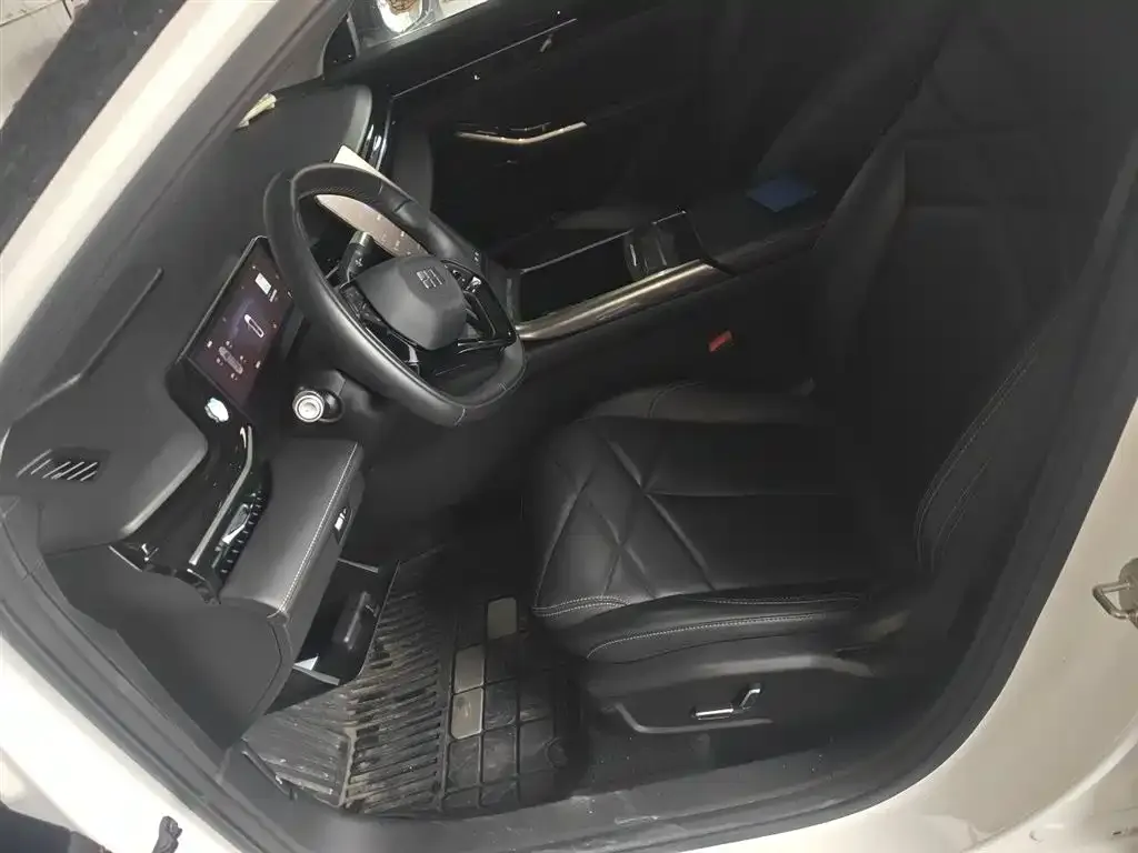 Geely Galaxy L6 — фото 9