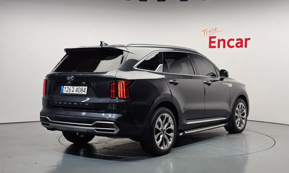 Kia Sorento — фото 3