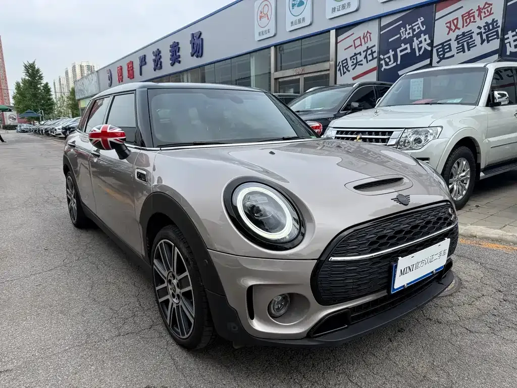 MINI Clubman — фото 5