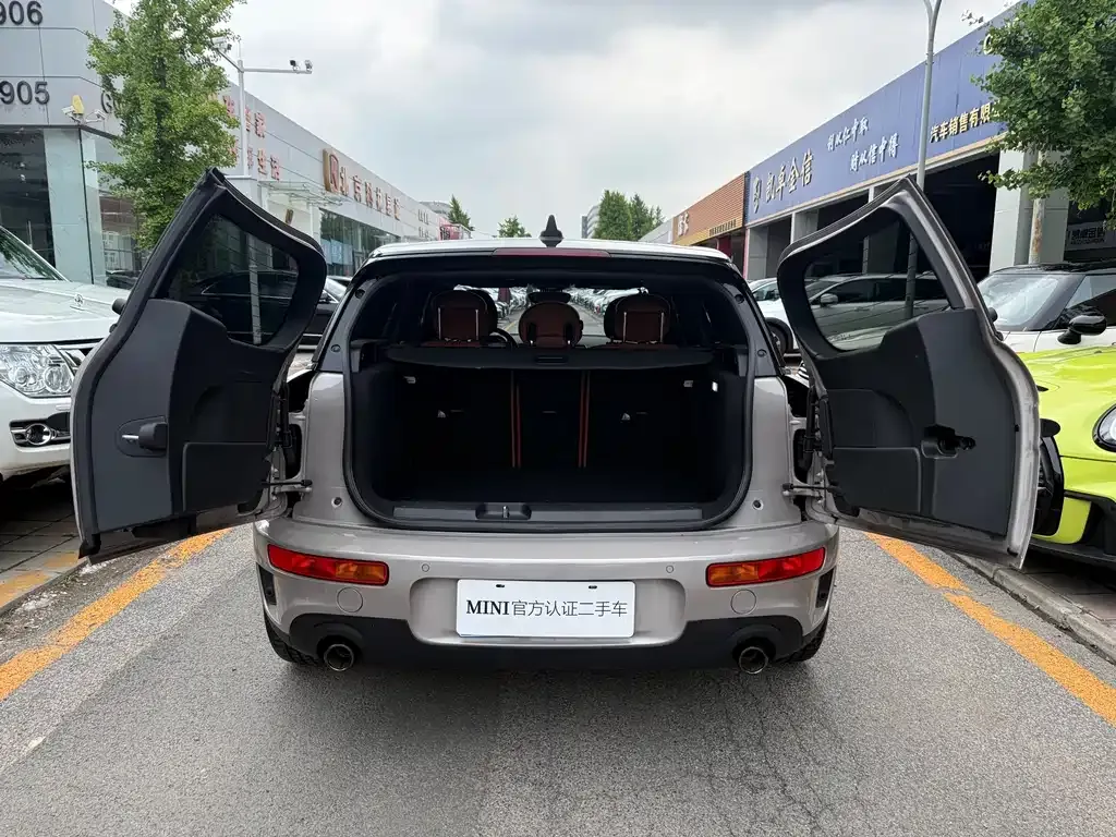 MINI Clubman — фото 6