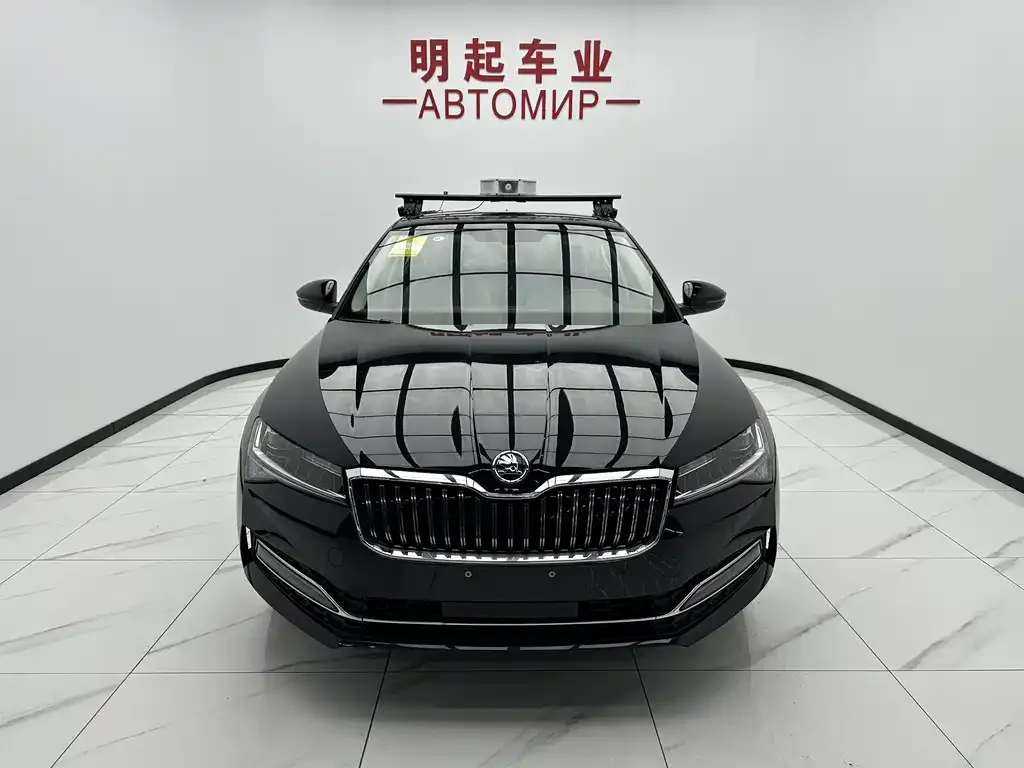 Skoda Superb — фото 3