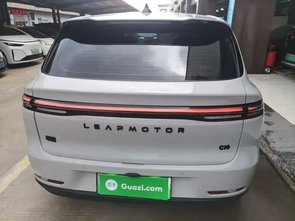 Leapmotor C10 — фото 5