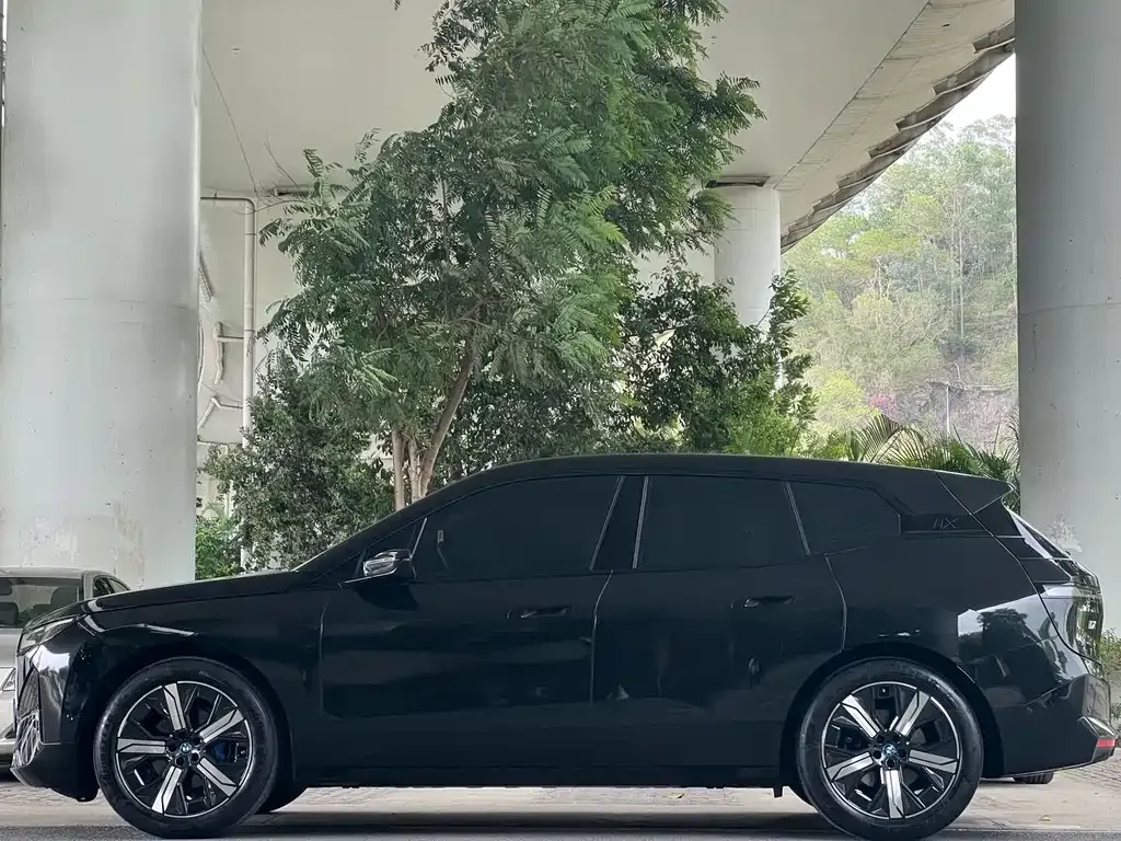 BMW iX 2022 из CN, фото 4