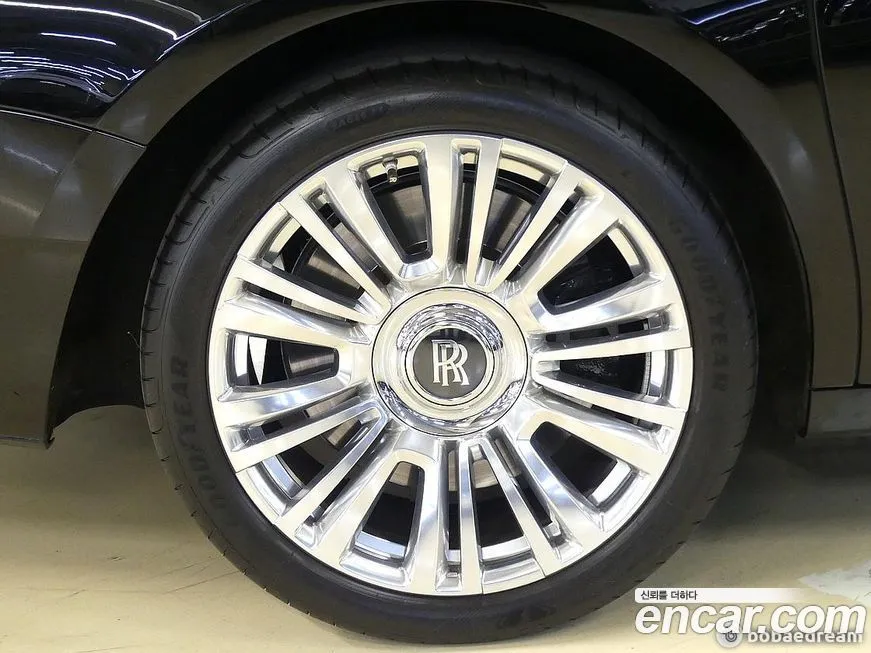 Rolls-Royce Ghost 2023 из KR, фото 5