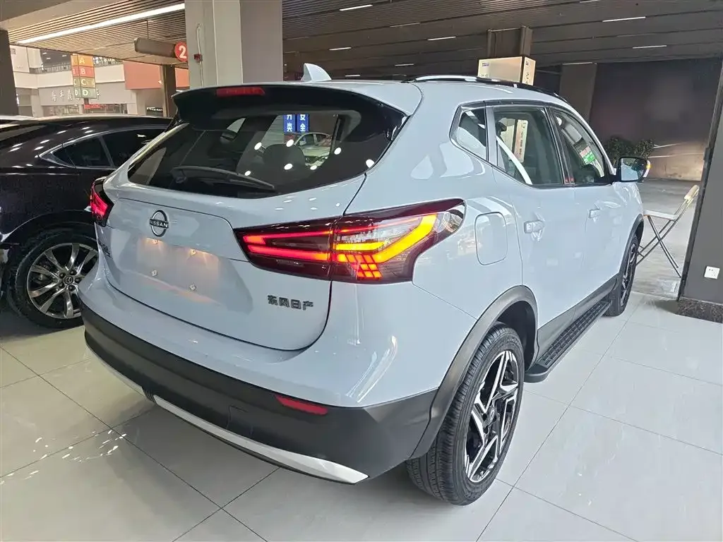 Nissan Qashqai — фото 5