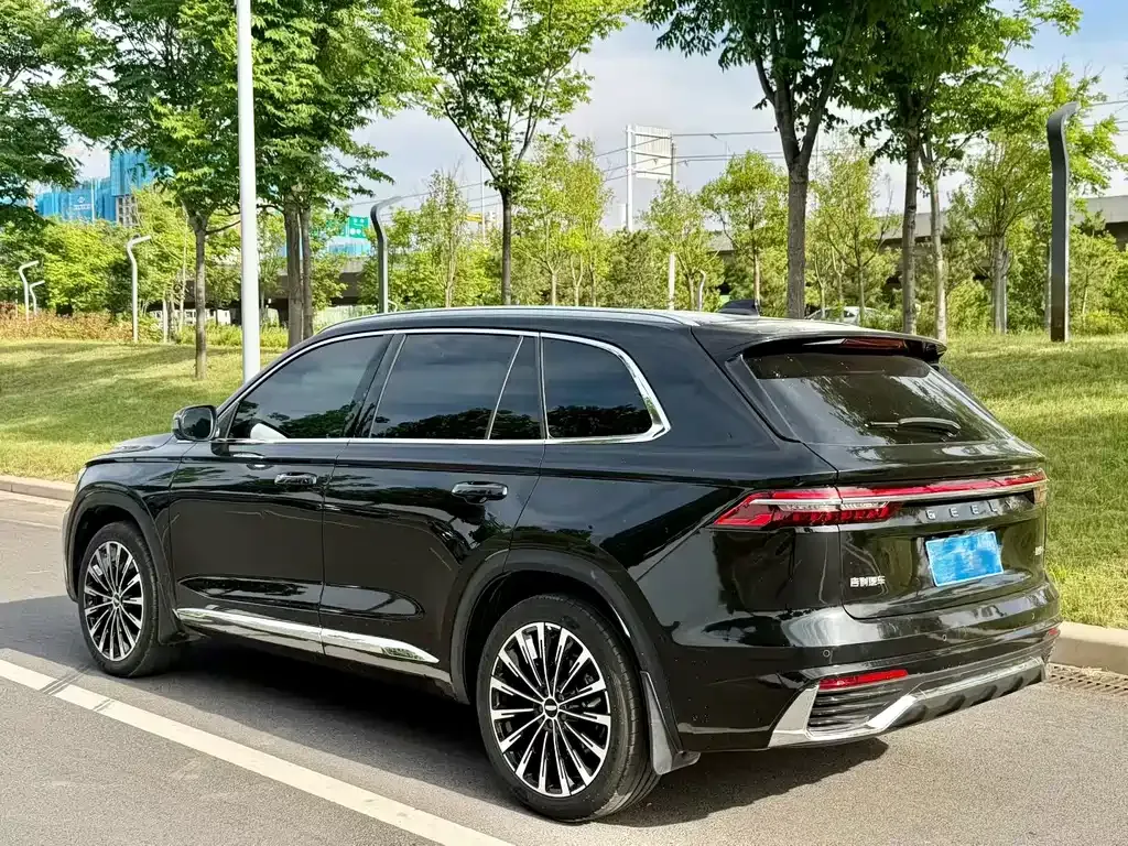 Geely Xingyue L — фото 7