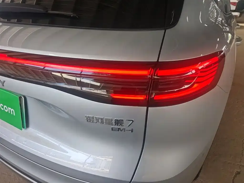 Geely Galaxy Xingjian 7 — фото 6