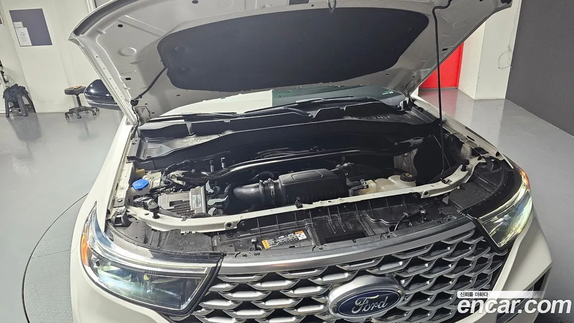Ford Explorer 2022 из KR, фото 4
