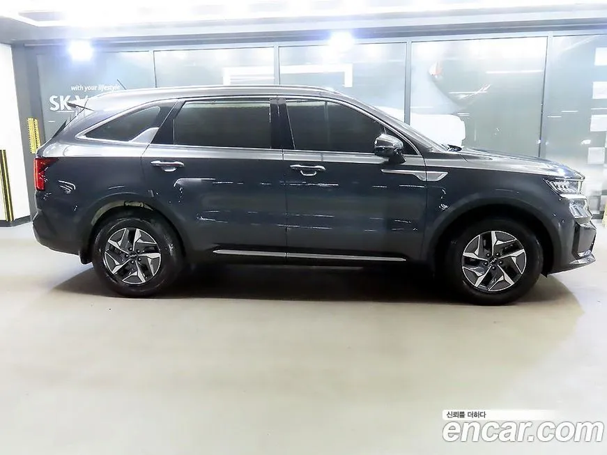 Kia Sorento — фото 4