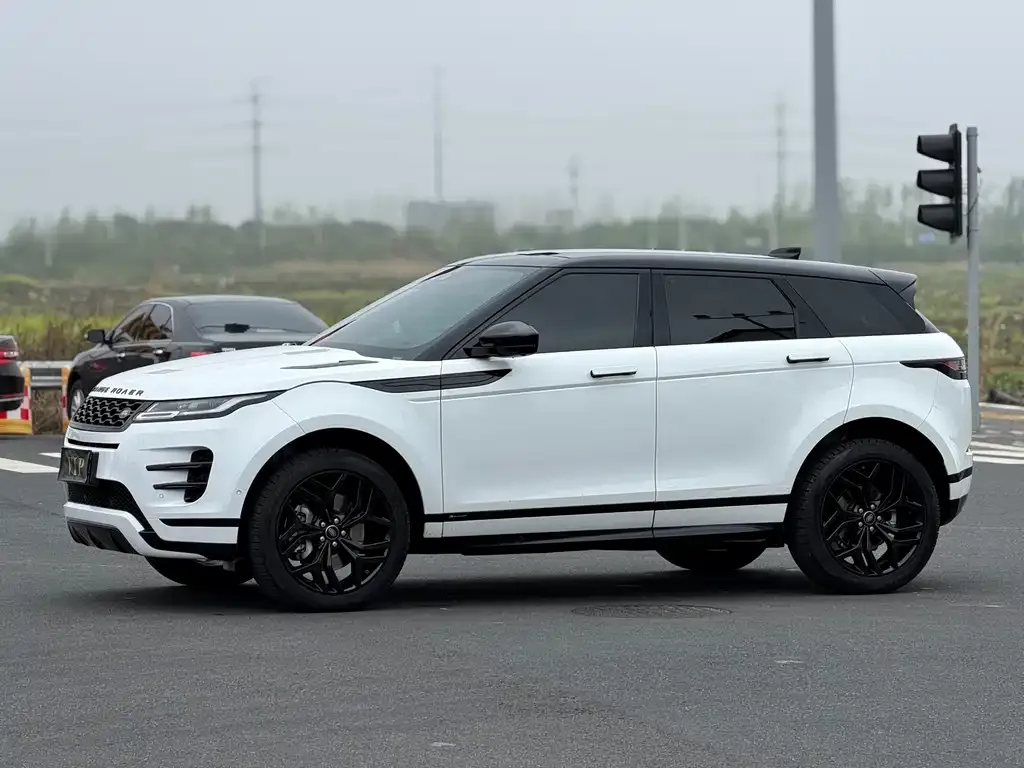 Land Rover Evoque — фото 9