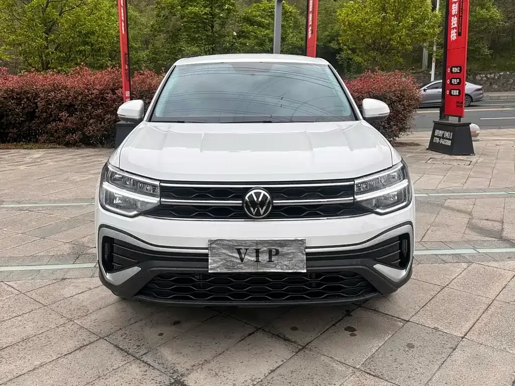 Volkswagen Tharu — фото 2