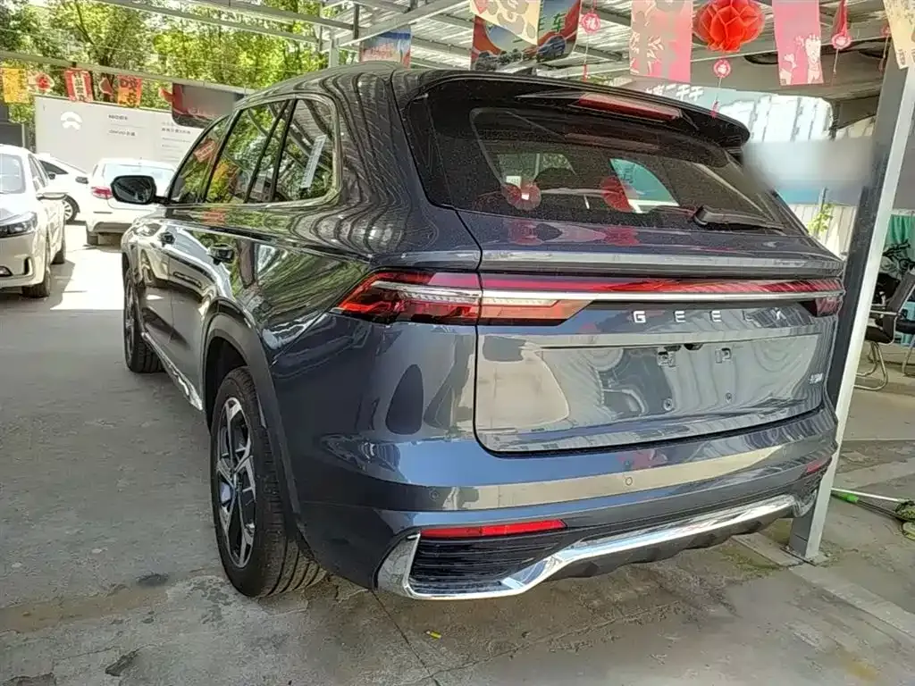 Geely Xingyue L — фото 6