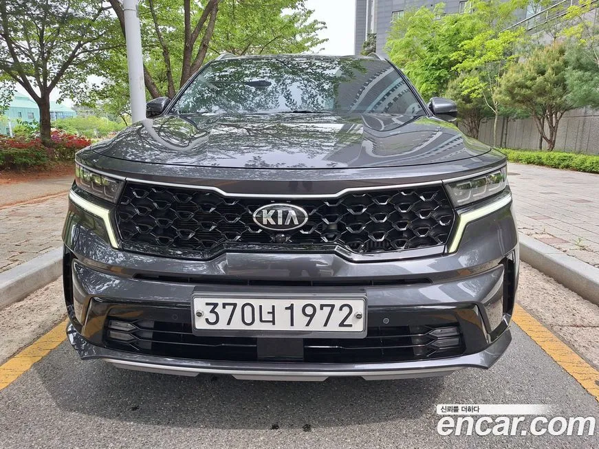 Kia Sorento — фото 9