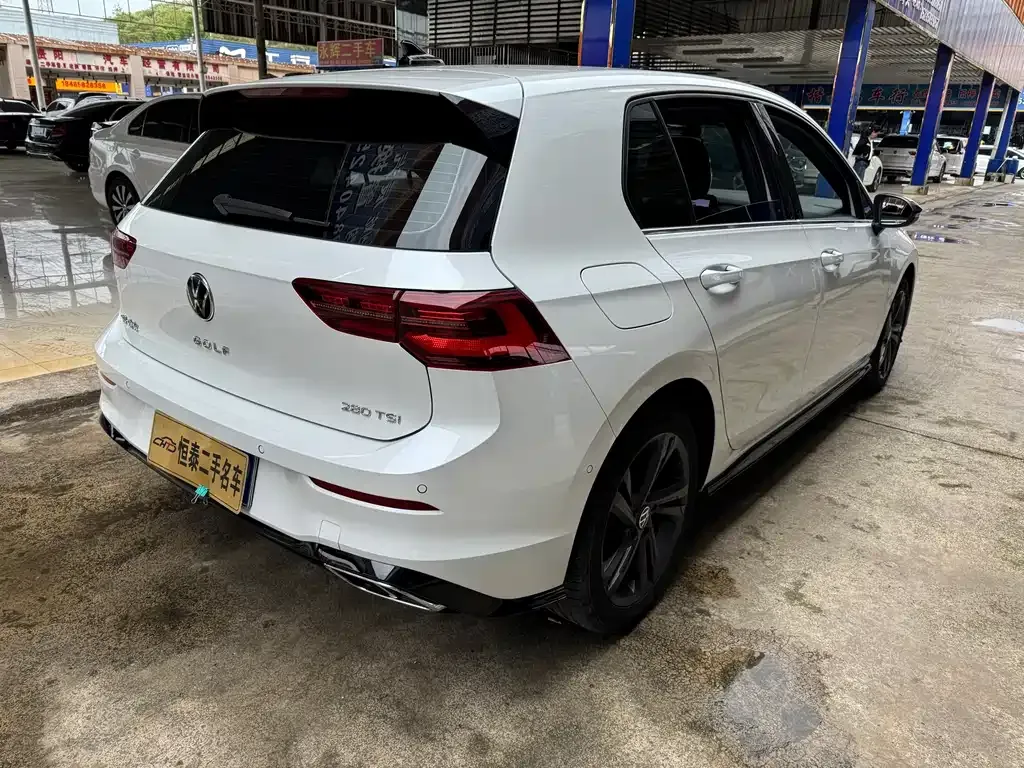 Volkswagen Golf 2021 из CN, фото 9